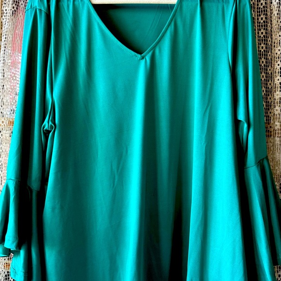 Buckhead Bettie’s blouse - Picture 1 of 3